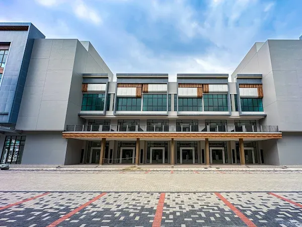 Crystal Boulevard Fasad & Area 2